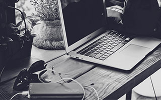 九游下载安装-太阳翻盘雷霆，抢七大战中杜兰特三分雨不断，杜兰特晃倒对手中三分